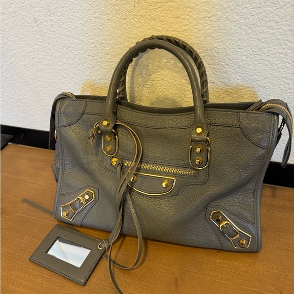 CONSIGNED Balenciaga City Bag Small - Picture 6 of 12